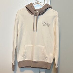 Hollister Men's Cream and Tan Hoodie